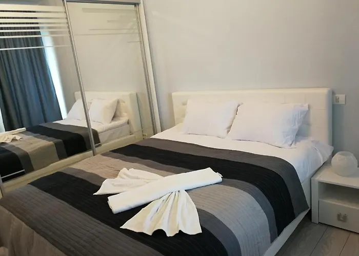 Apartment Inima Luxymar 2 *